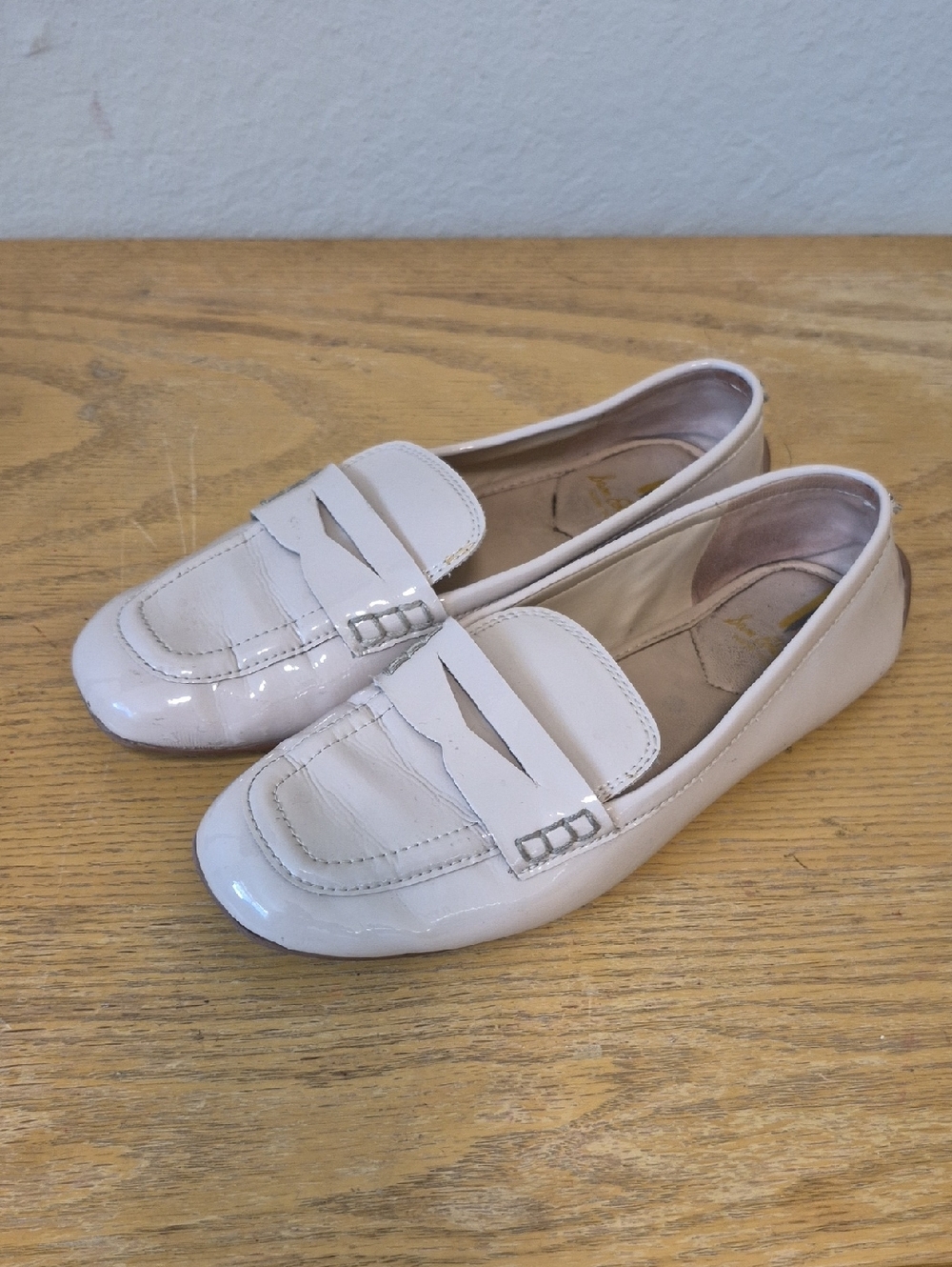 Sam Edelman Creme Rose Tucker Penny Loafer Sz 7.5 Good Condition - Picture 2 of 11